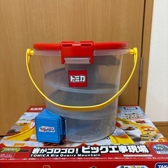 トミカ　岩がゴロゴロ！ビッグ工事現場　おまけ付きの画像