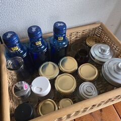 瓶いろいろ & 調味料入れ & みじん切りチョッパー & タッパー