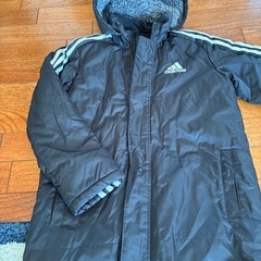 adidas ベンチコート　140 裏起毛