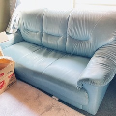 ソファー差し上げます！
