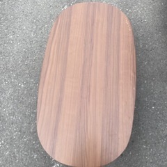 テーブルのみの画像