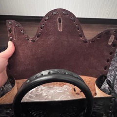 グレースコンチネンタル バック 黒 レトロフラワーの画像