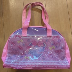 女の子　プールバック