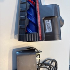 【純正品】Dyson  ダイソン　充電器　毛絡み防止スクリューの画像
