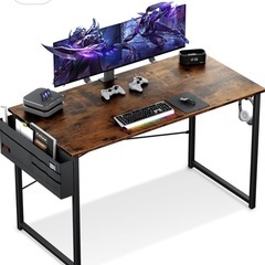 パソコンデスクの画像