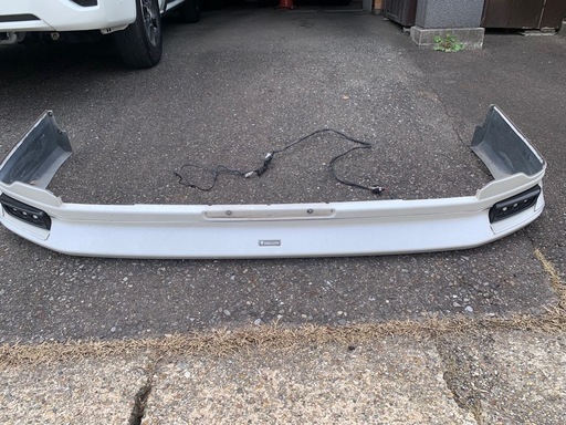 ハイエース モデリスタ フロントバンパー