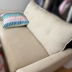 ローソファにもなるコンパクトソファ(ニトリ)