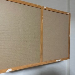 コルクボードとホワイトボードの画像