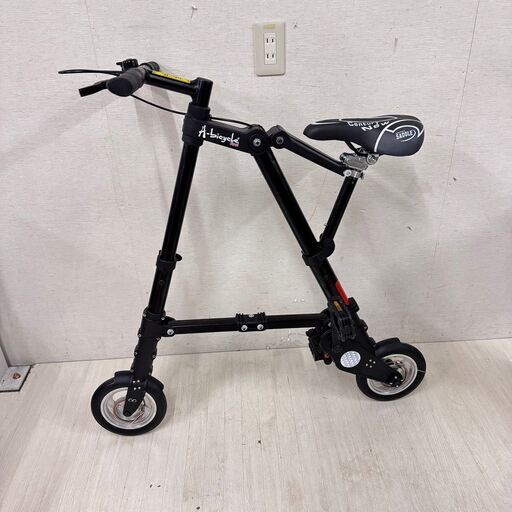 J205 ☆サビキズ有り☆折りたたみ自転車☆Jeep☆6段☆20インチ