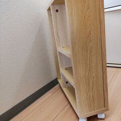 木製スキマ家具（キャスター付き）の画像