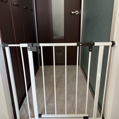 受渡し決まりました！ベビーゲート　とおせんぼ　　柵　　