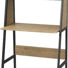 4/11まで　PCデスクの画像