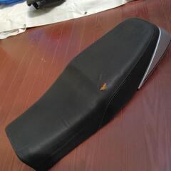 ホンダ　クラブマン250　シートの画像