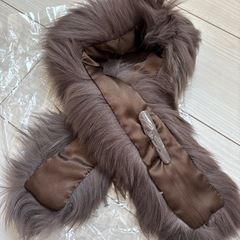 襟巻き　ファーの画像