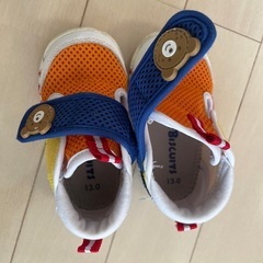 ホットビスケットのセカンドシューズの画像