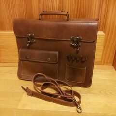 【新品】本革　ヌメ革 バッグ　カバン　ショルダーバッグ 　茶色