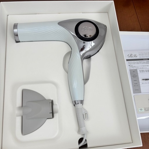 リファ　ビューテック　ドライヤー　RE-AB02A