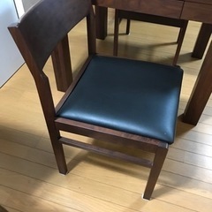 ダイニングテーブル・椅子セット　(値下げしました)の画像