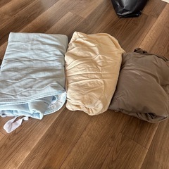 あげます　ダブルサイズ　ボックスシーツ2枚&敷きバット