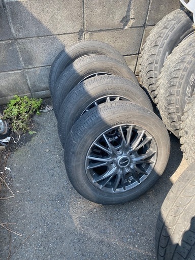 購入者決まりました155／65r13夏タイヤ