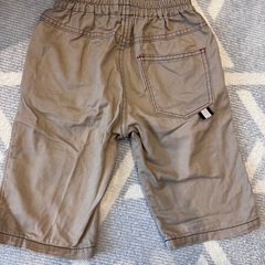 ベージュ　半パン　120cmの画像