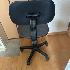 回転椅子の画像