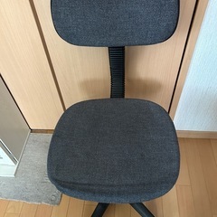 回転椅子の画像