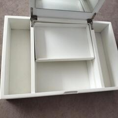 差し上げます　卓上ドレッサーの画像