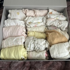 春夏生まれちゃん向け　新生児服詰め合わせ