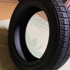 スタッドレス　ヨコハマタイヤ4本セット165\55\R15 タイヤのみ　　の画像