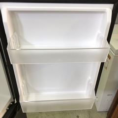 2ドア冷蔵庫の画像