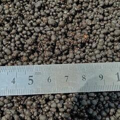 熱帯魚　ソイルブラック中古品10kg
