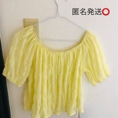 【最終値下げ‼️】【廃盤商品】【ラスト1点】SpRay イエローオフショルダー半袖ブラウス Fの画像