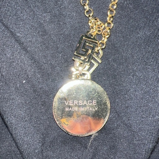 ヴェルサーチネックレスVersace