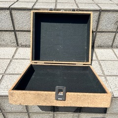 レトロ　ケースの画像