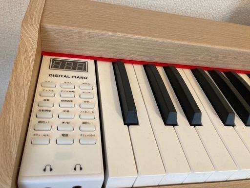 電子ピアノ
