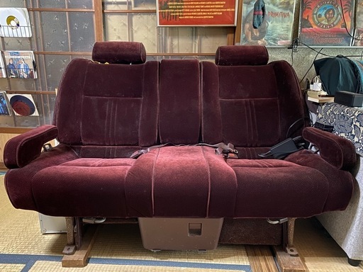 車のシート　ソファー　イス