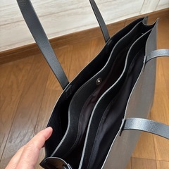 就活用に最適　トートバッグ　黒の画像