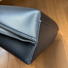 就活用に最適　トートバッグ　黒の画像