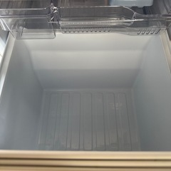 【美品】三菱 ノンフロン冷凍冷蔵庫 MR-P15G-W 2022年製 146L 冷蔵100L 冷凍46L ホワイトの画像