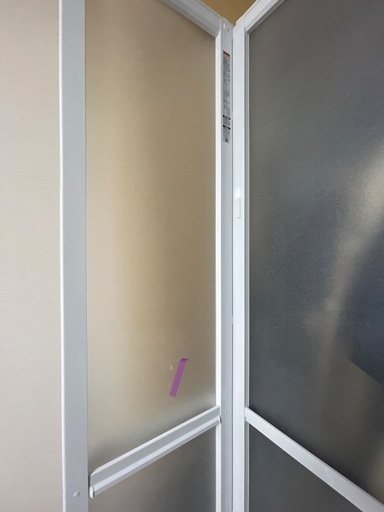 浴槽ドア　新品　1センチキズあり