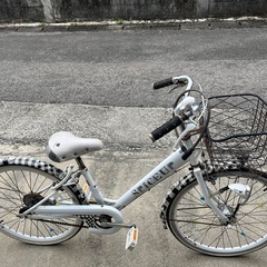 小学生用　22インチ　　自転車🚲の画像