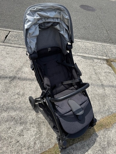 ベビーカー　軽量　コンパクト収納