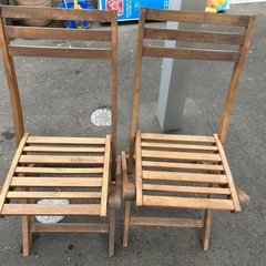 ニトリの折りたたみイス二脚＋テーブルセット