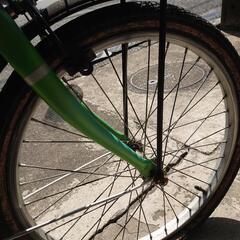 折りたたみ自転車【東京都八王子市】フォルクスワーゲン　Volkswagen 前後タイヤパンクあり（空気が入っていきません）タイヤ交換必須の画像