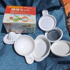 🌿‬離乳食食器 とおまけトイレ補助の画像