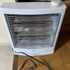 小型　電気ストーブ　YAMAZEN DS-D086 2018年製