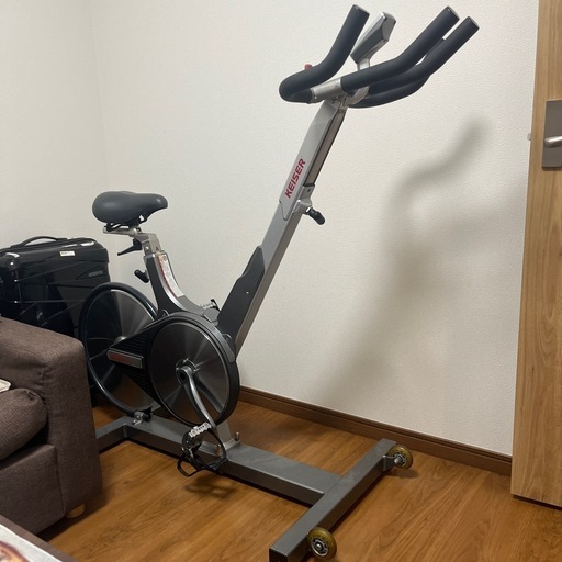 KEISER製　エアロバイク
