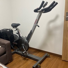 KEISER製　エアロバイク