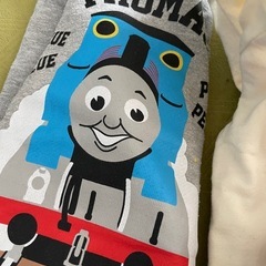 トーマスの洋服とリュックの5点セット　100cmの画像